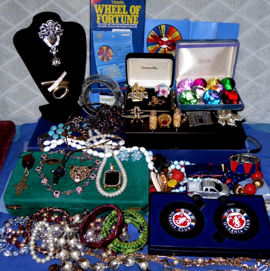 VINTAGE JEWELRY DRAWER LOT WHEEL OF FORTUNE PRIZES AND LIGHTENING   SKULL
