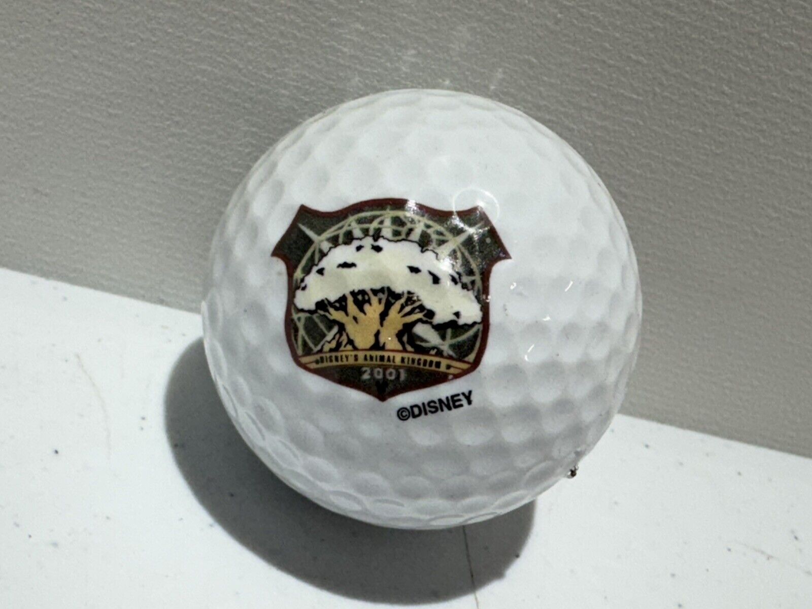 Disney\'s Animal Kingdom 2001 Logo Golf Ball Pinnacle 4 Ball