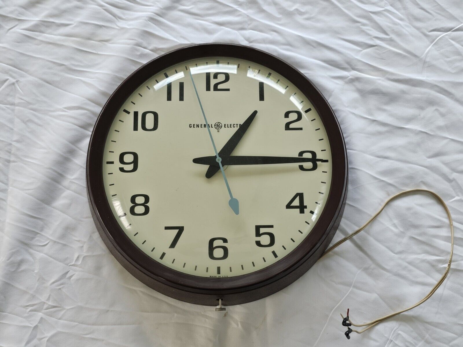 Vintage General Electric GE Industrial School Clock Model 2012