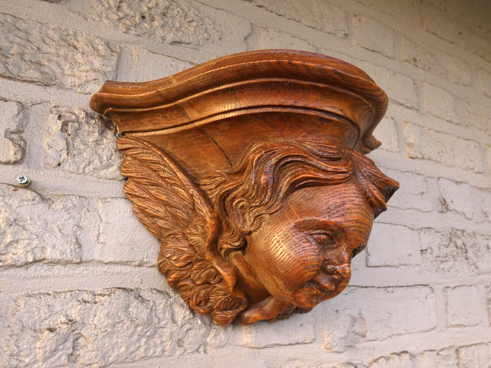Antique Belgian Malines wood carved angel head wall console for statue saint