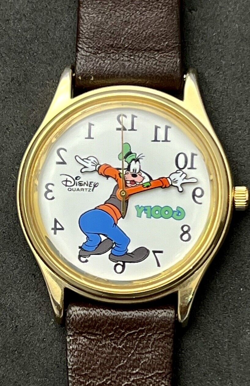 Vintage Disney Time Works GOOFY 32mm Reverse Ticking Quartz Watch Gold White NEW