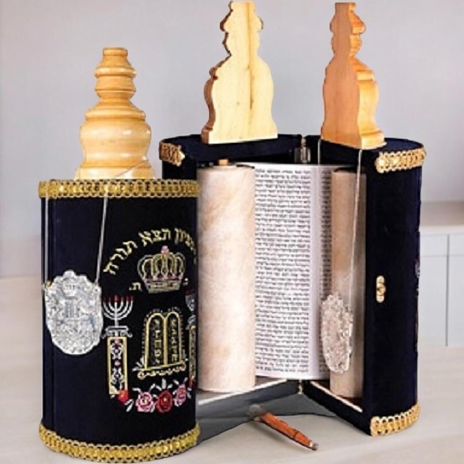 Judaica Beautiful Sefer Torah Scroll Hebrew Jewish Bible 46 CM + Pointer (YAD)