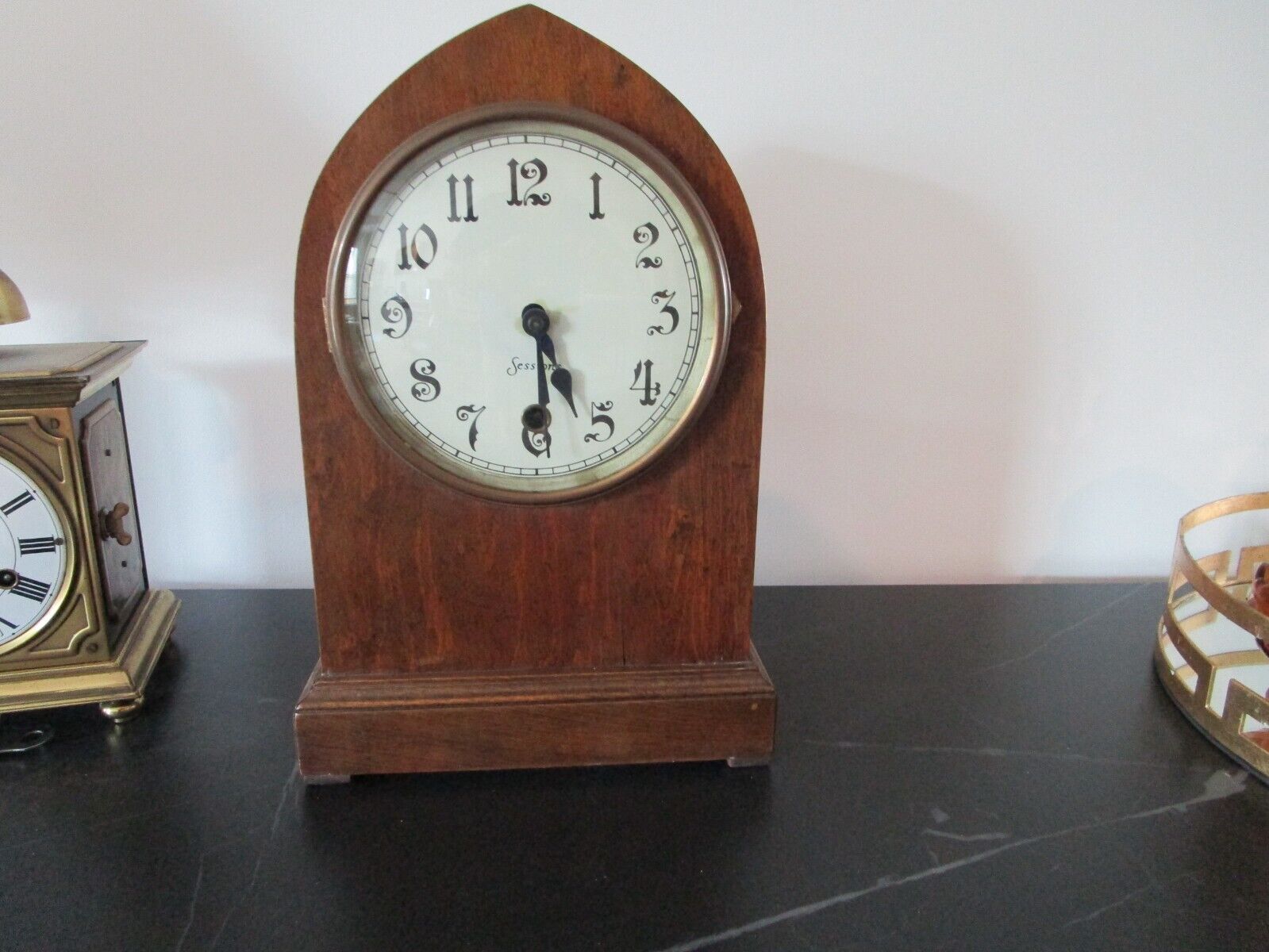 Sessions #700 Beehive Mantal Clock ( Just Serviced)