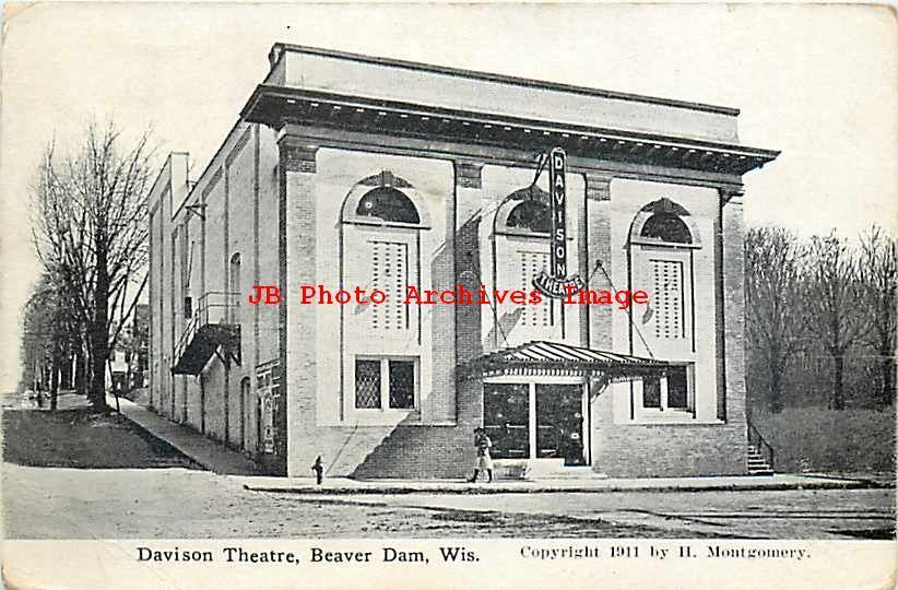 WI, Beaver Dam, Wisconsin, Davison Theatre, Exterior View, Montgomery,1911 PM