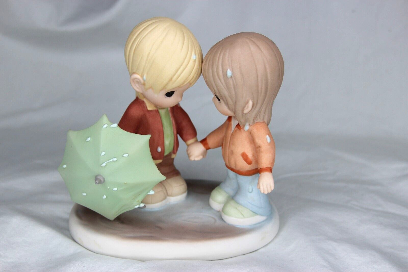Precious Moments Whatever The Weather We're Always Together 930010 Figurine 2009