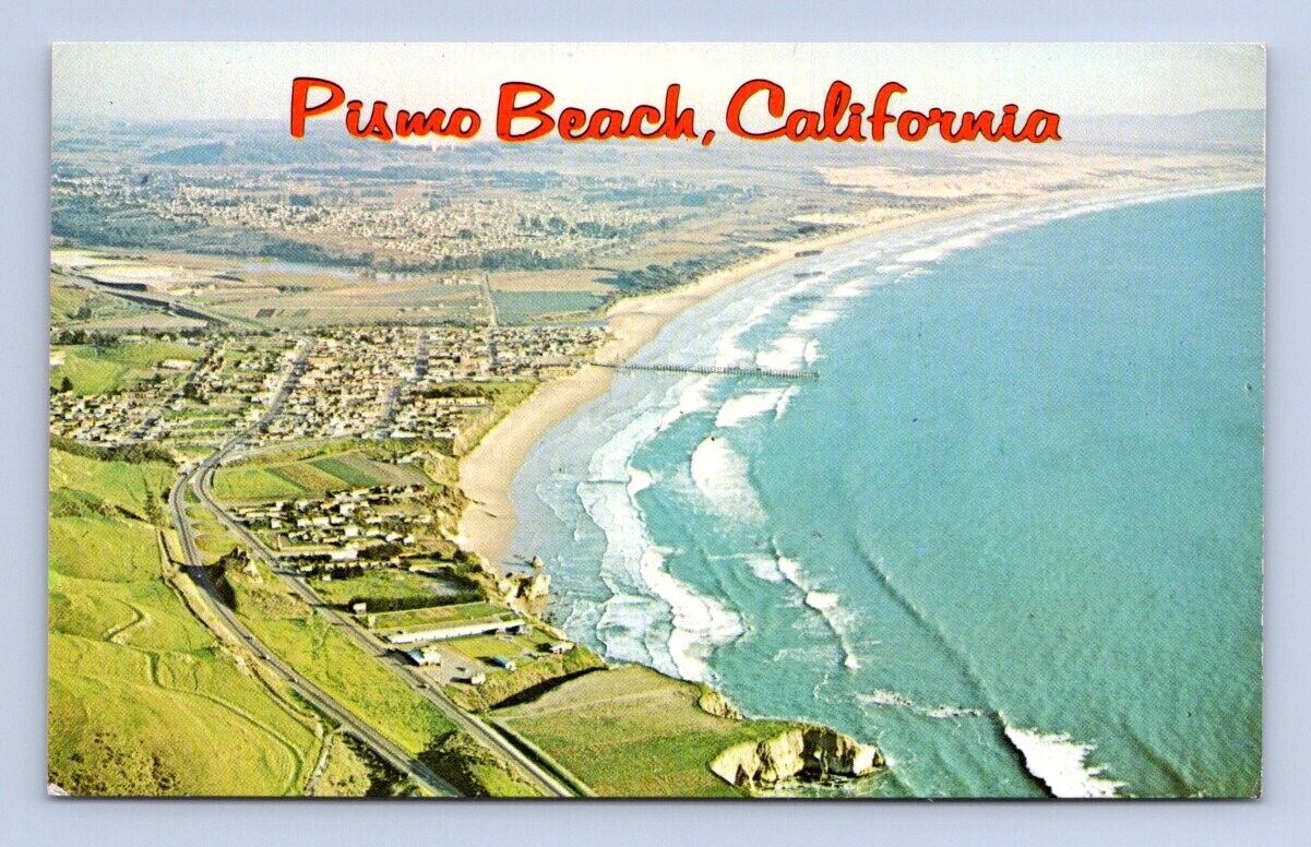 1970. AIR VIEW OVER PISMO BEACH, CALIF. POSTCARD SS29