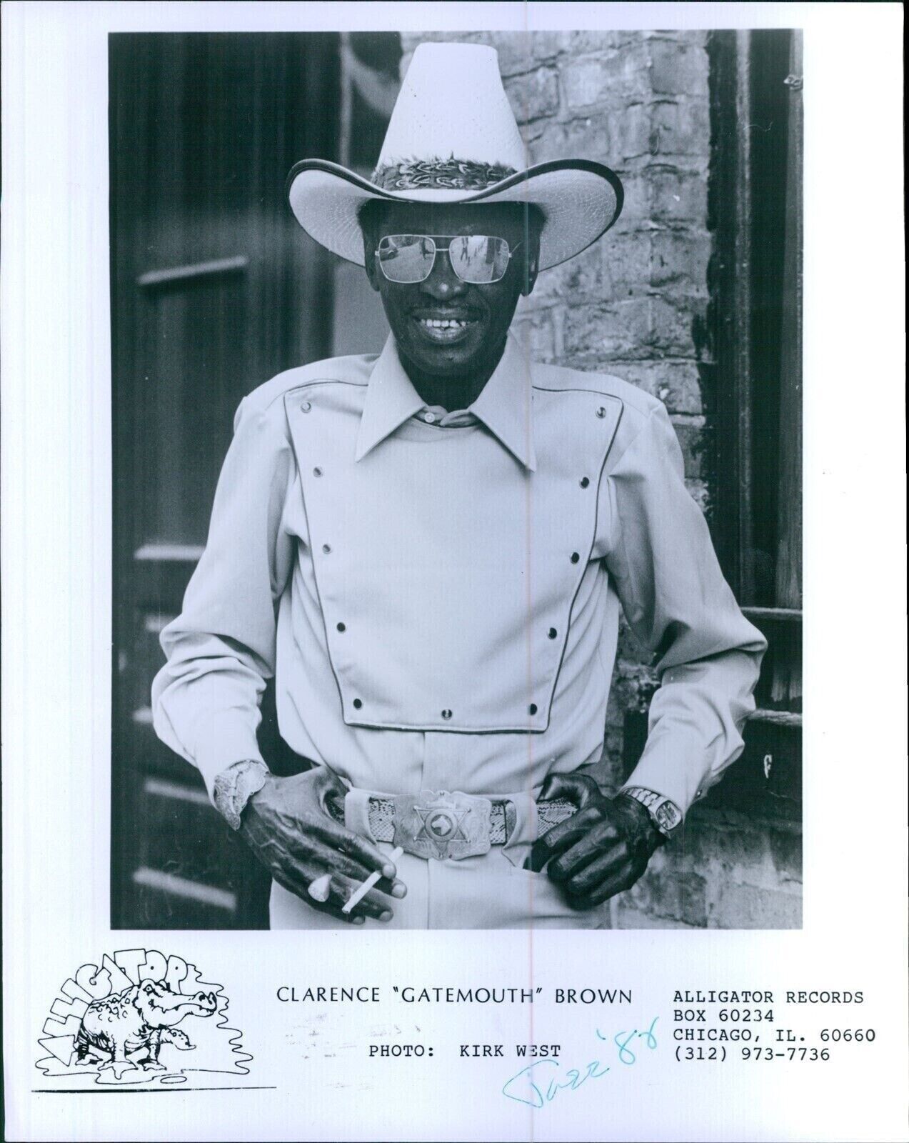 Photo Musician Clarence Gatemouth Brown Blues R&B Alligator Records 8X10 Photo