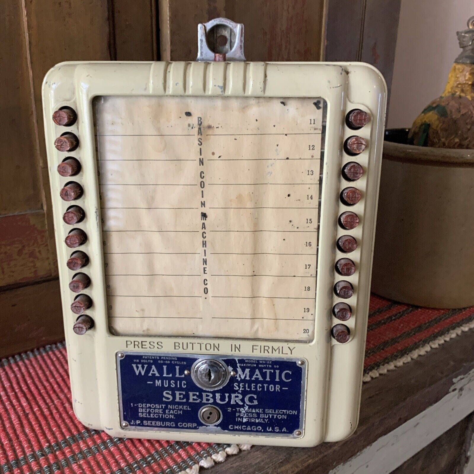 Vintage SEEBURG WALL-O-MATIC Wireless Music System WS-2Z