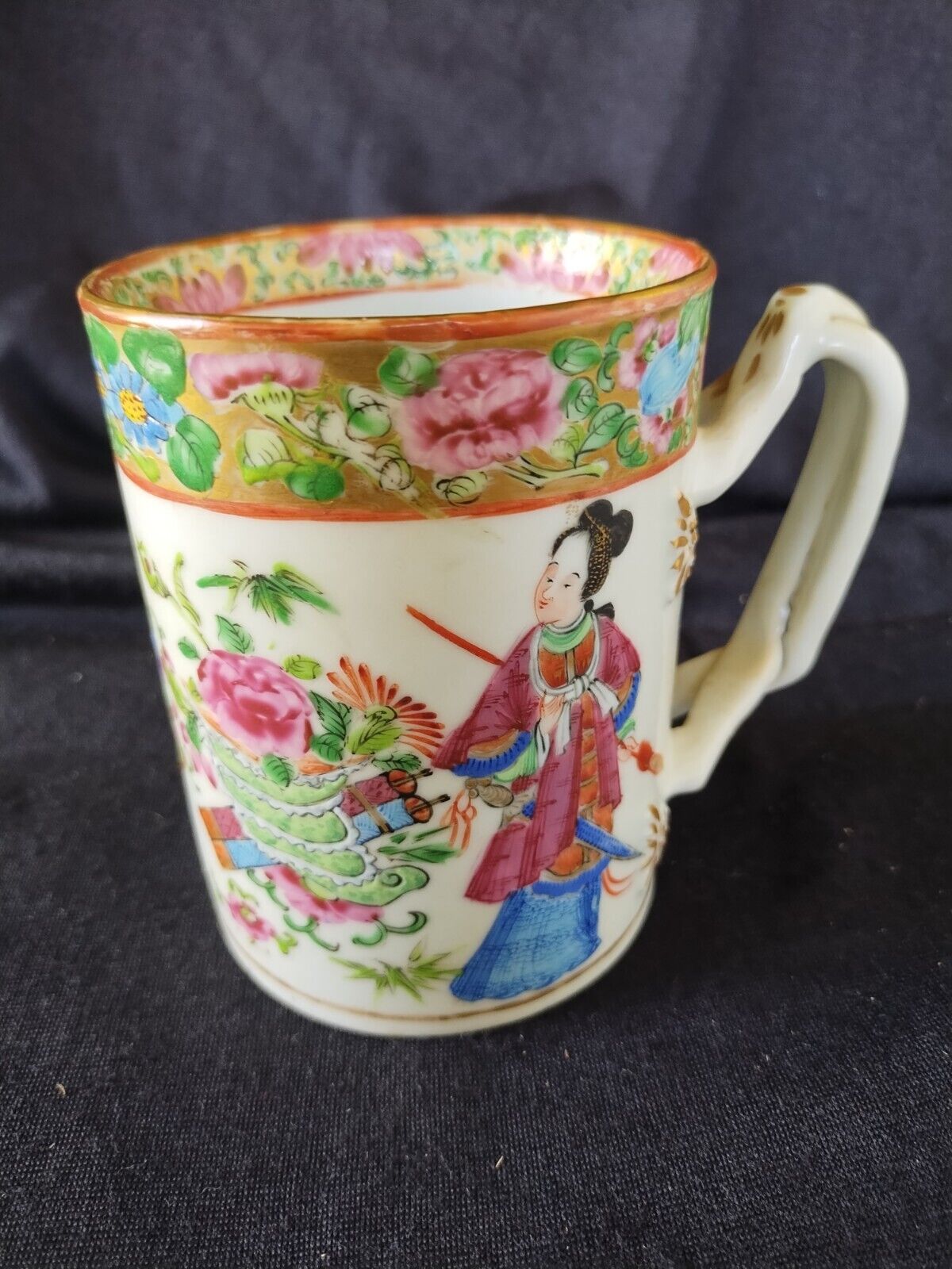 Antique 18th C Chinese Rose Medallion/Famille Coffee Mug Cup