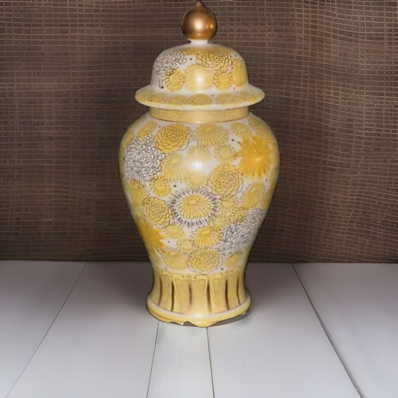 1960s Kutani Japan Porcelain Lidded Ginger Jar, Yellow /Gold  Chrysanthemum 