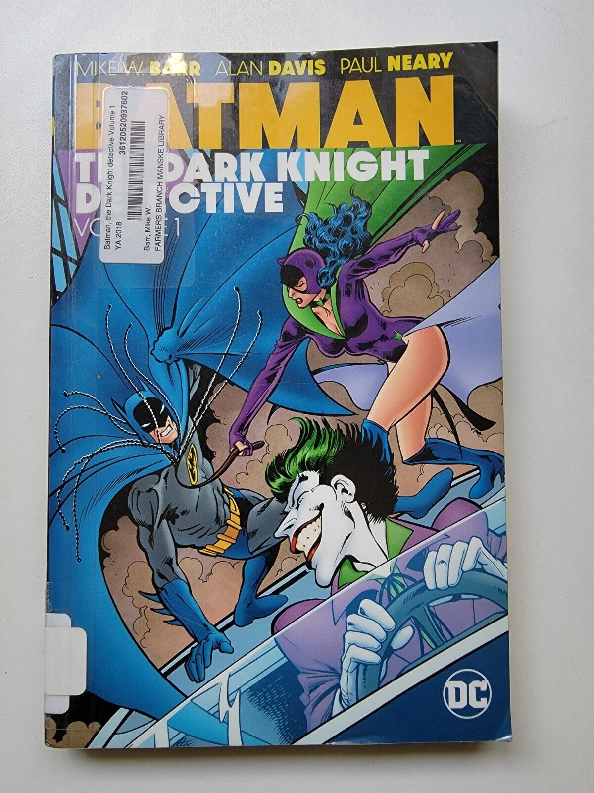 Batman: The Dark Knight Detective Vol 1 - Paperback