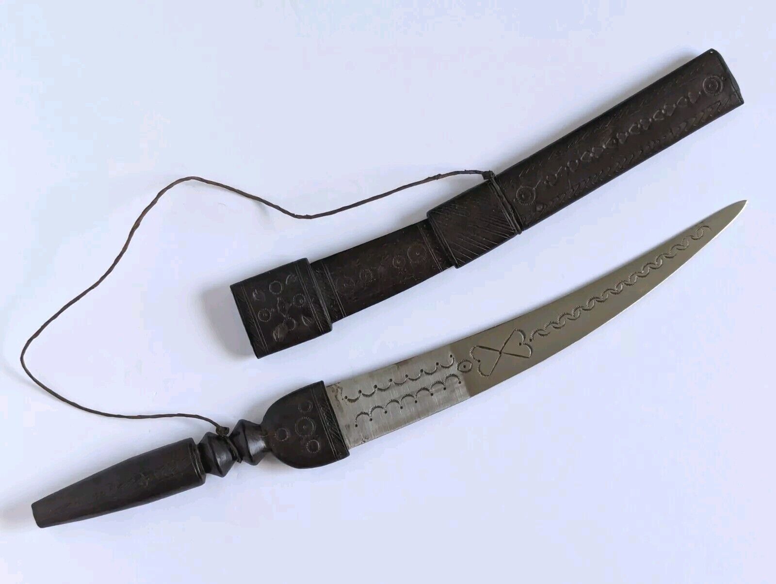 Vintage Rare North Africa Tuareg Short Sword and Scabbard Knife Dagger Blade