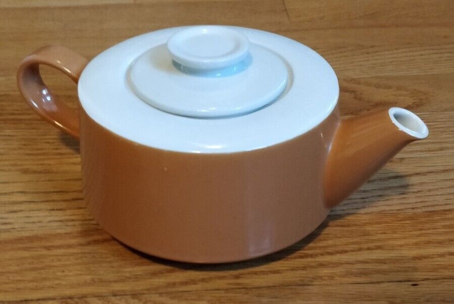 Large Vintage Mid Century Modern Tan Tea Pot Kettle Ceramic Microwavable Retro
