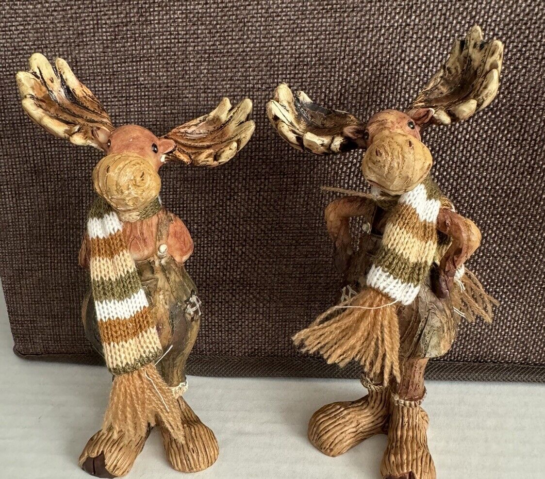 VTG Tii Collections Christmas Moose Holiday Decor Winter Moose Moose with Scarf