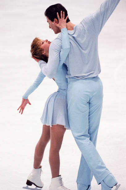 Elena Berezhnaya & Anton Sikharulidze Olympics 1998 OLD FIGURE SKATING PHOTO 2