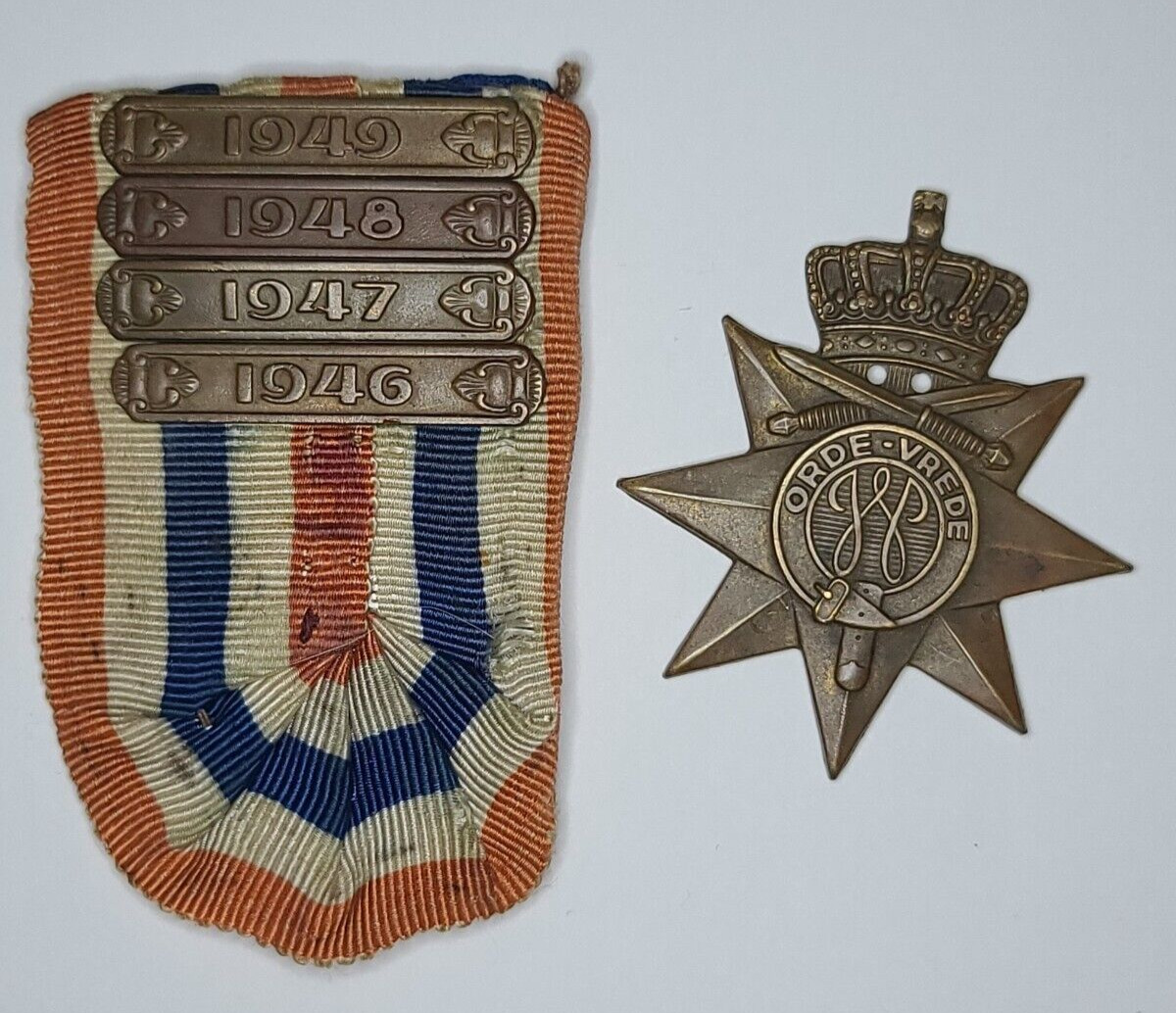 Netherlands Cross Medal Order and Peace  1946 1947 1948 1949 Medal not attached