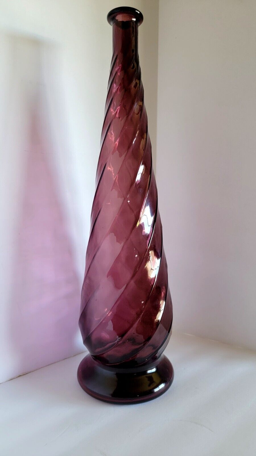 ✨Rare Vintage Mid-Century Modern Empoli Twist Amethyst Glass 19.75