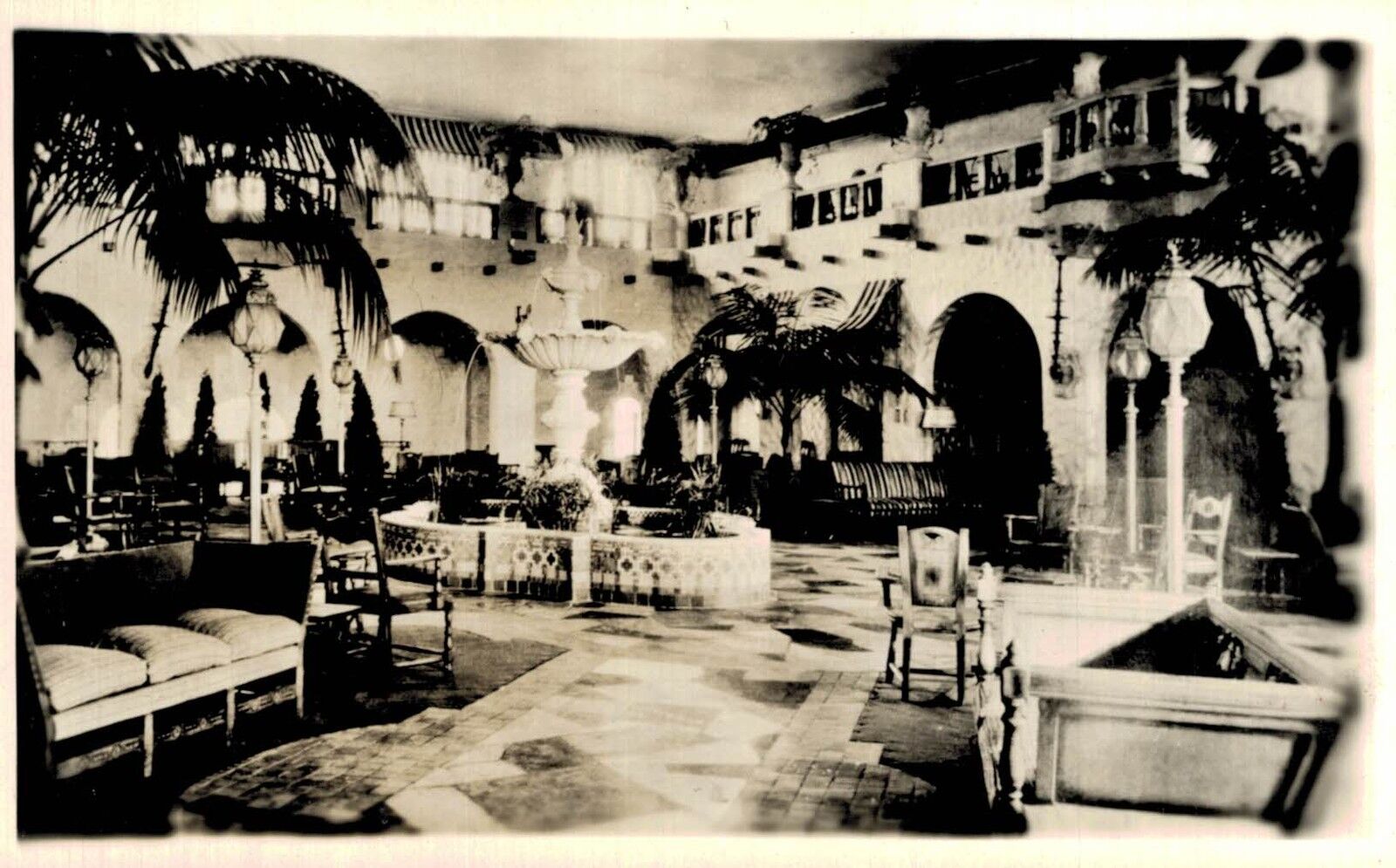 RPPC,Hershey,Pennsylvania,New Hotel Hershey,Interior,Dauphine County,c.1930s