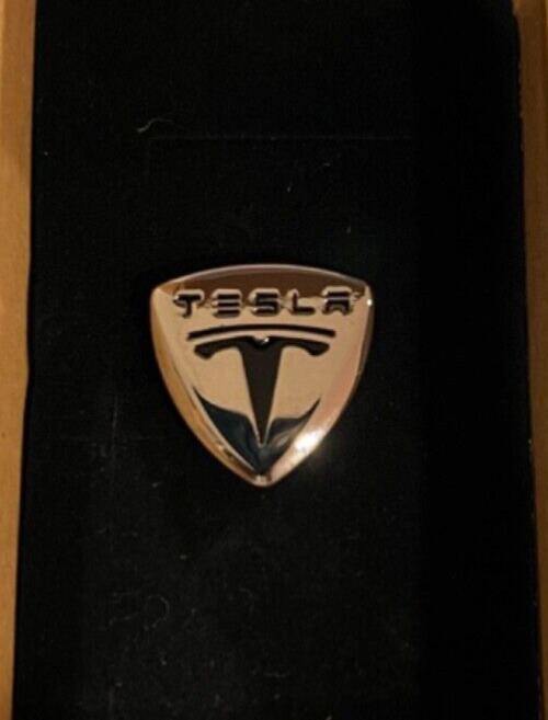 Tesla lapel Pin Hat Pin with Gift Box