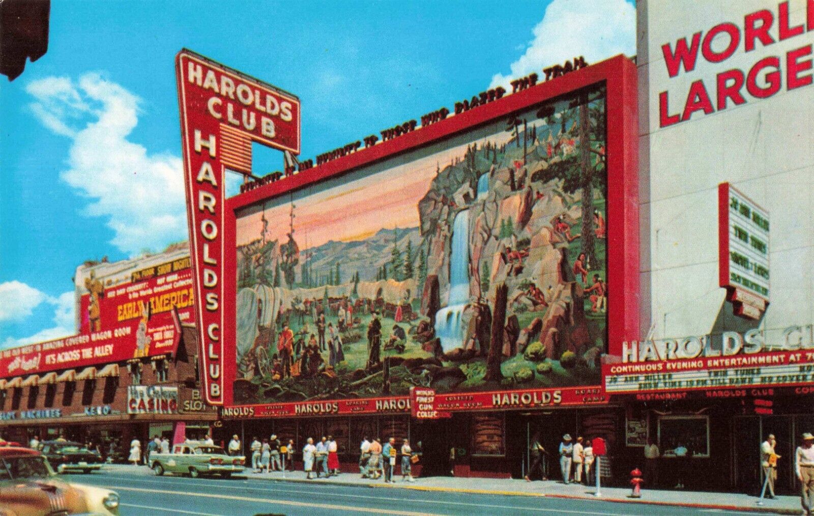 Reno Nevada, Harolds Club, Street Scene, Vintage Postcard