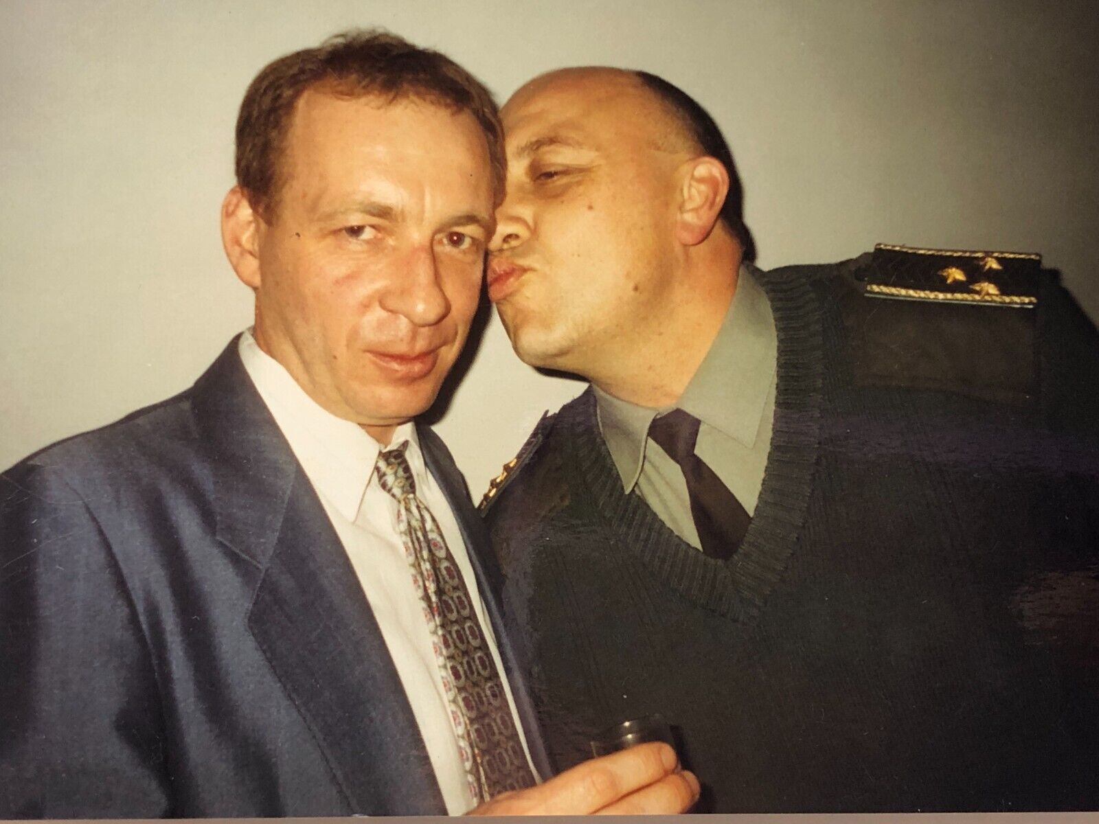 2005 Vintage Photo Affectionate Military Guys Men Gentle Kiss Gay int Portrait