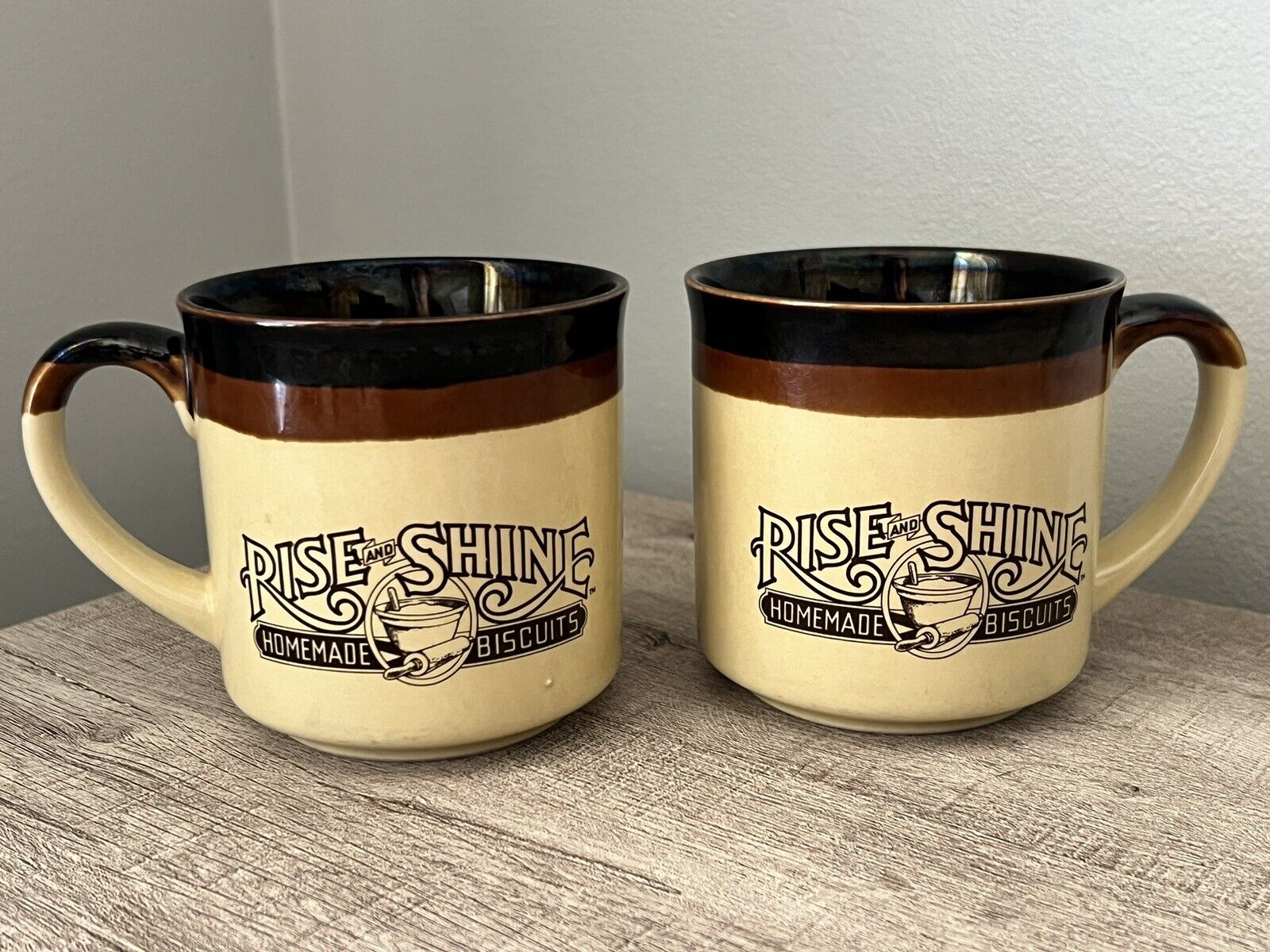 Set of 2 Vintage 1986 Hardees Rise And Shine Homemade Biscuits Coffee Mugs