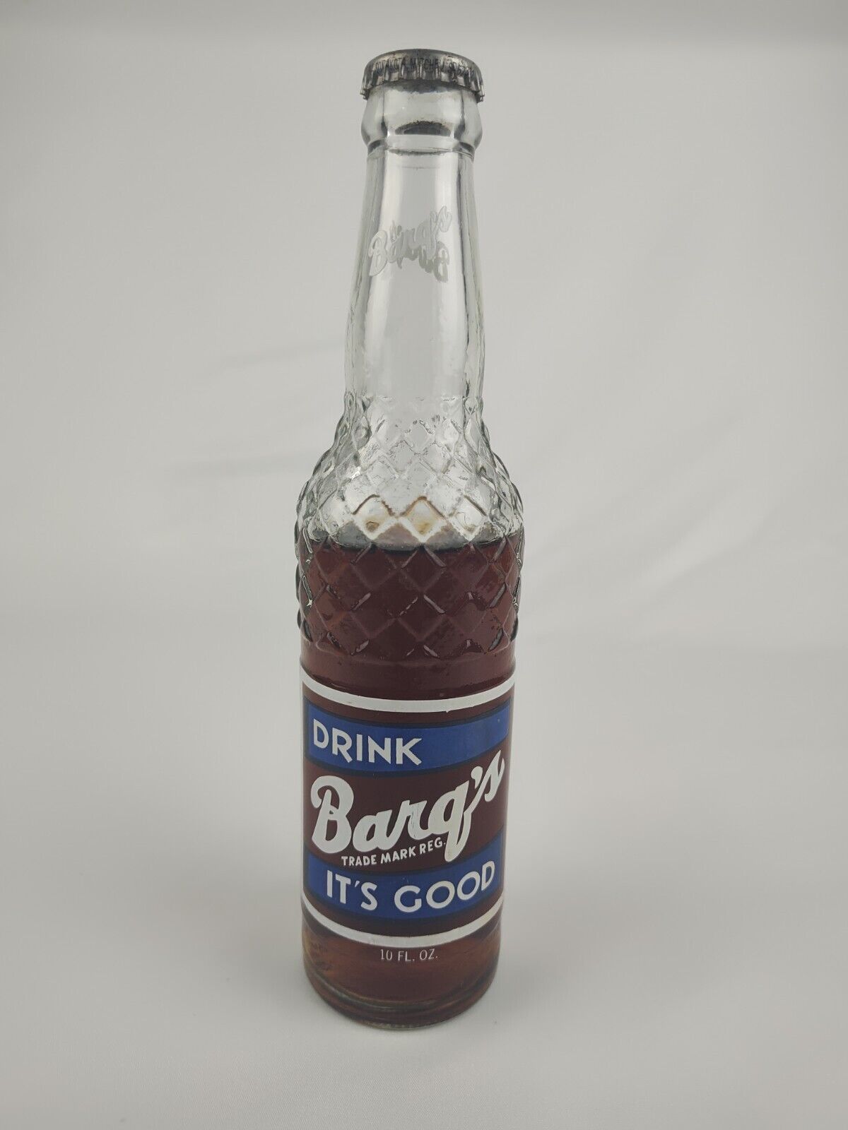 Sealed - Full 10 Oz. Famous Olde Tyme Barqs Root Beer Soda Glass Bottle Rootbeer