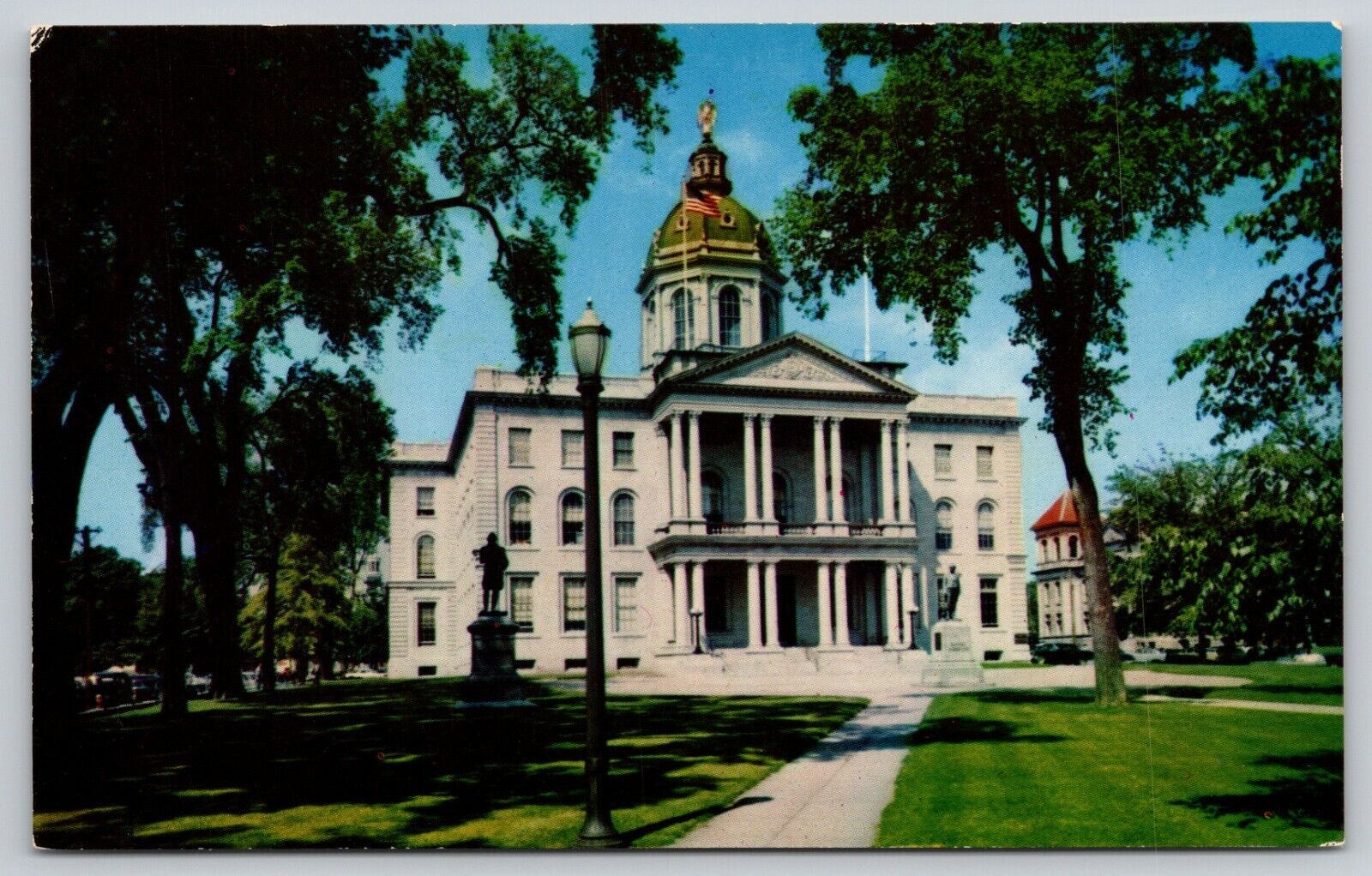Postcard NH Concord State Capitol Building UNP B9