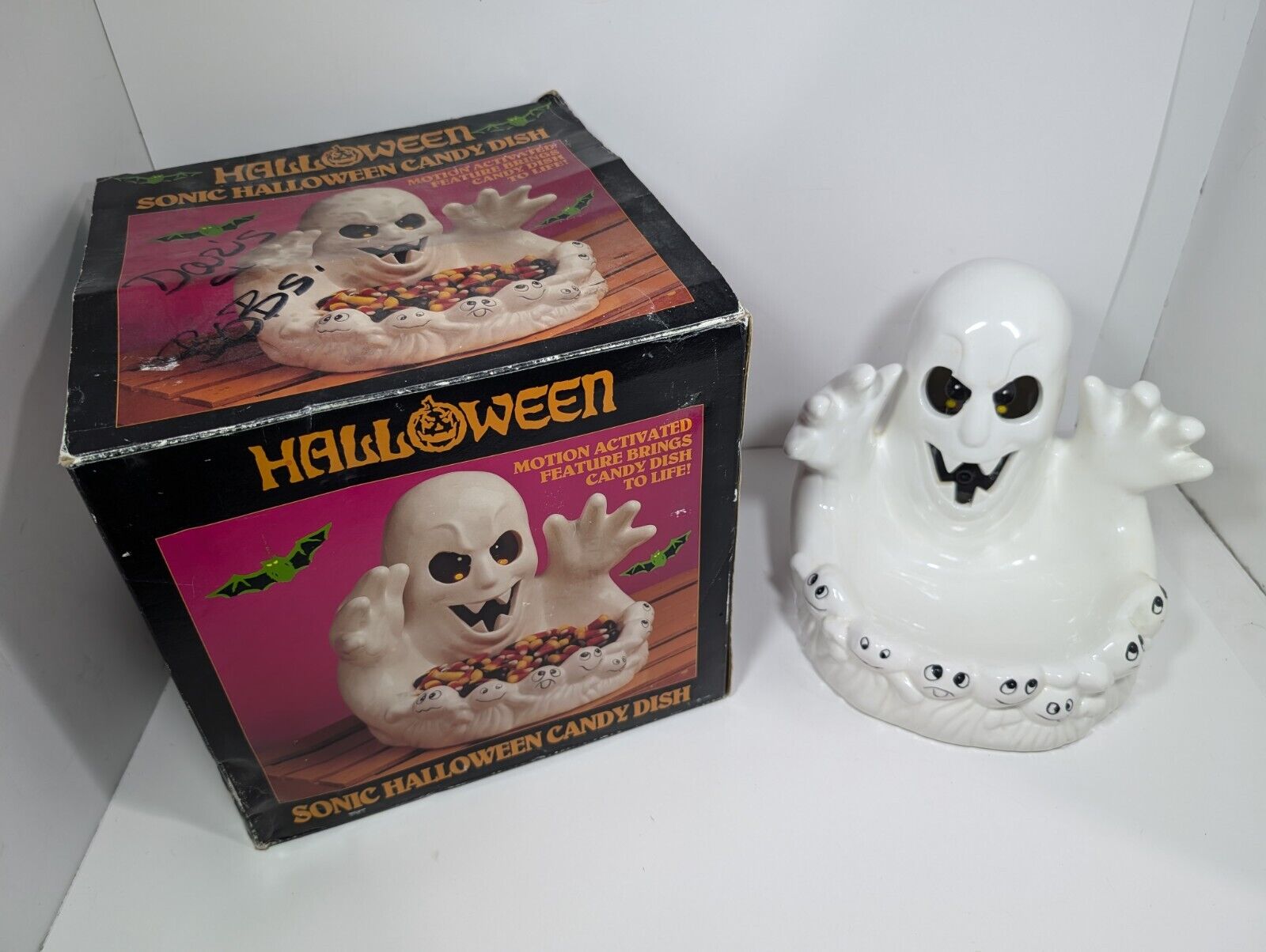 Vintage Screaming Ghost Sonic Motion Activated Ceramic Halloween Candy Dish  