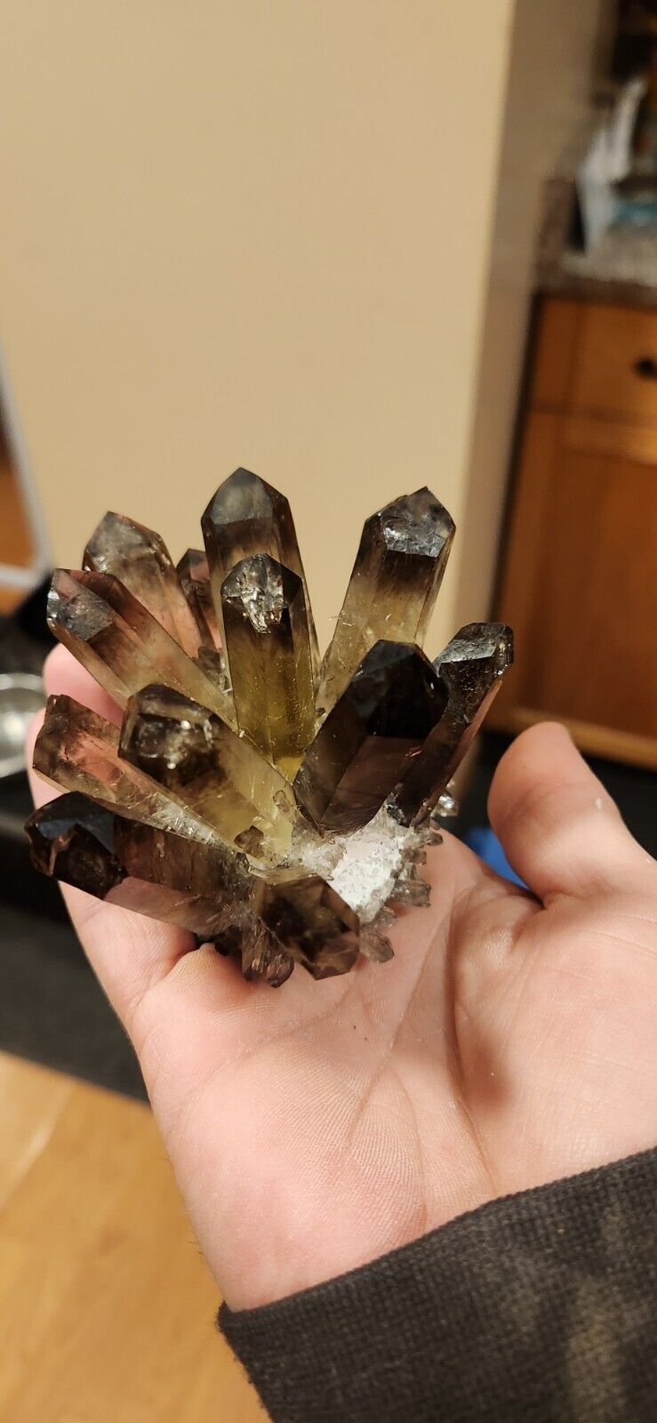 358G New Find black Phantom Quartz Crystal Cluster Mineral Specimen Healing