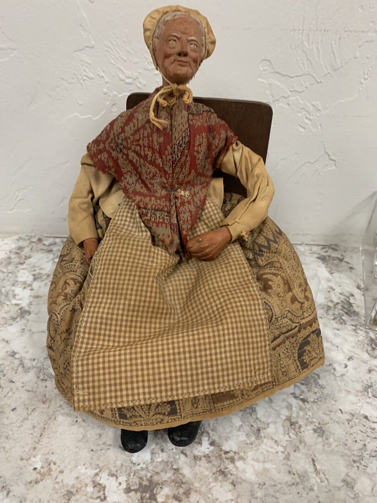 Vintage Old Lady French Clay Figurine 8\