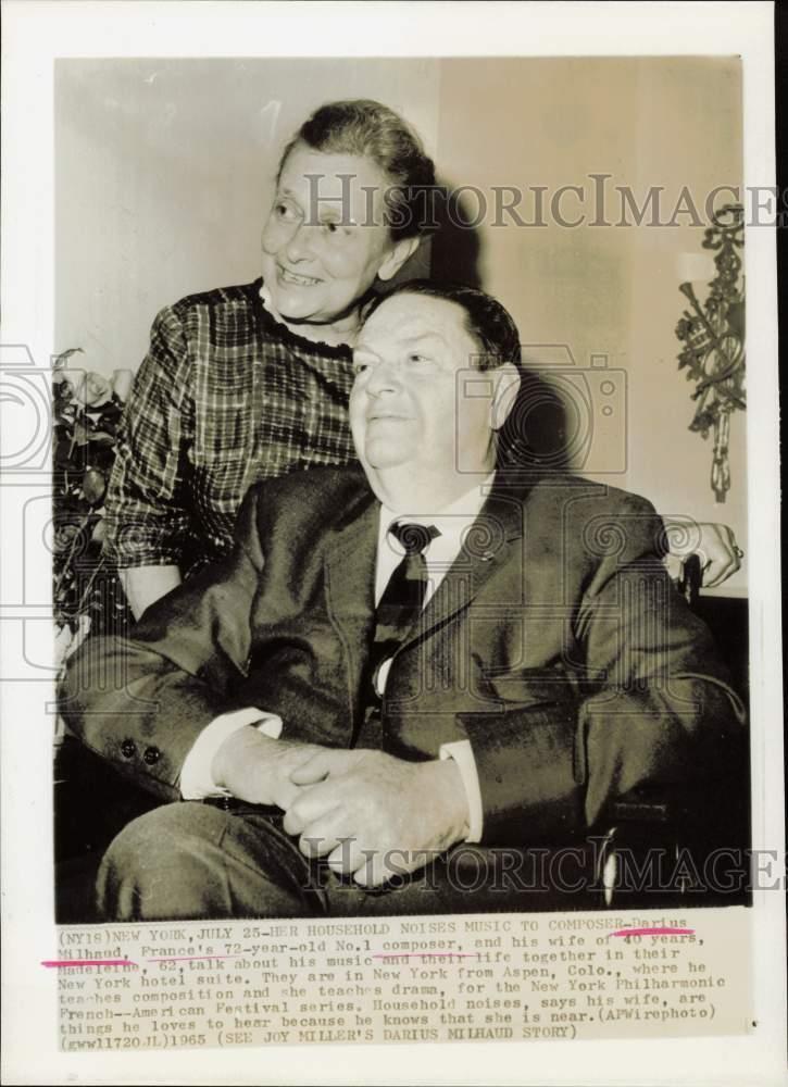 1965 Press Photo Composer Darius Milhaud and wife interviewed in New York hotel.