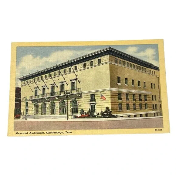 Postcard Memorial Auditorium Chattanooga Tennessee Vintage B269