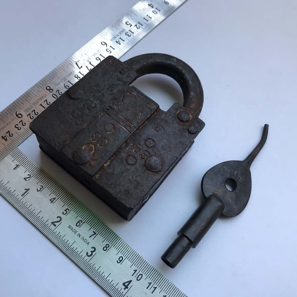 1850\'s Iron padlock or lock with SCREW TYPE nice shape, Trick or puzzle.