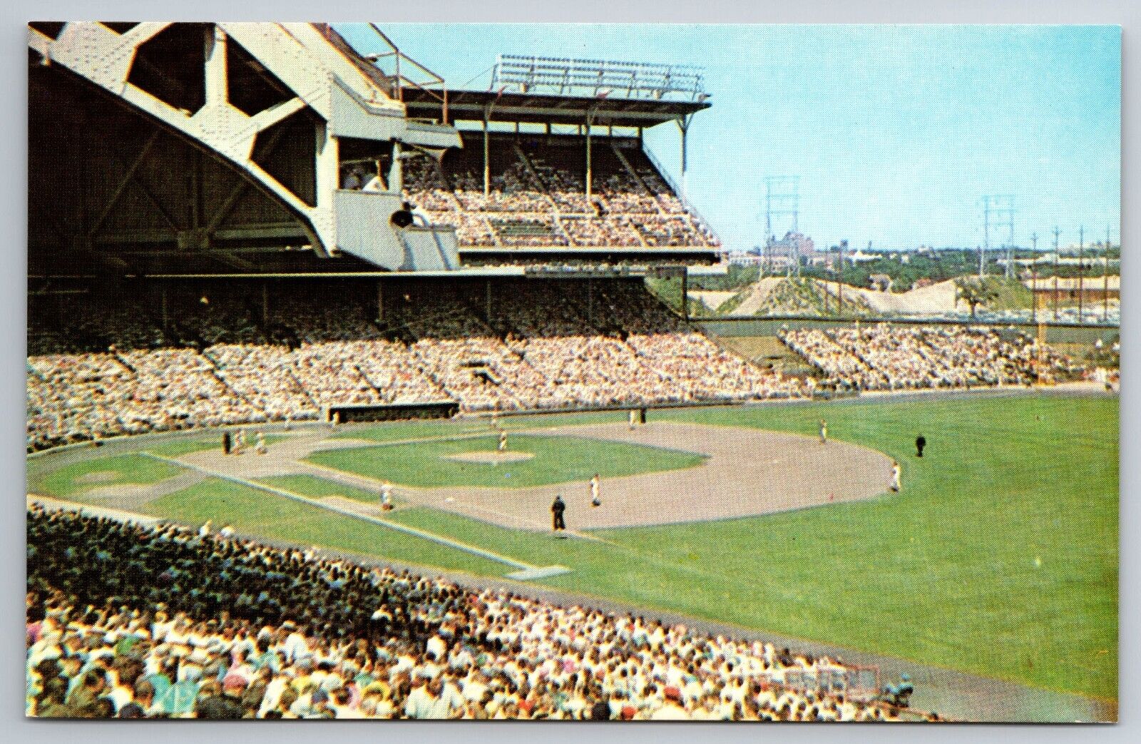 Vintage Postcard WI Milwaukee County Stadium Baseball Game Season 1958 Chrome