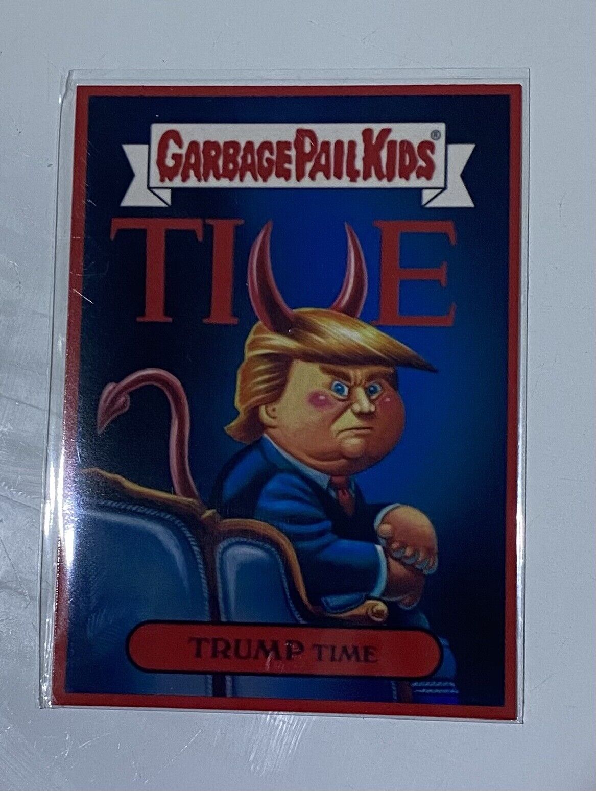 GPK Trump Disgrace to The White House Trump Time #102 Gold Framed Metal Card
