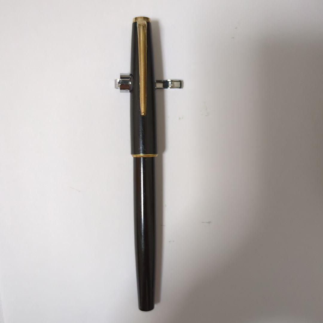 MONTBLANC FOUNTAIN PEN NIB F BLACK GOLD VINTAGE OPERATION CONFIRMED AUTHENTIC