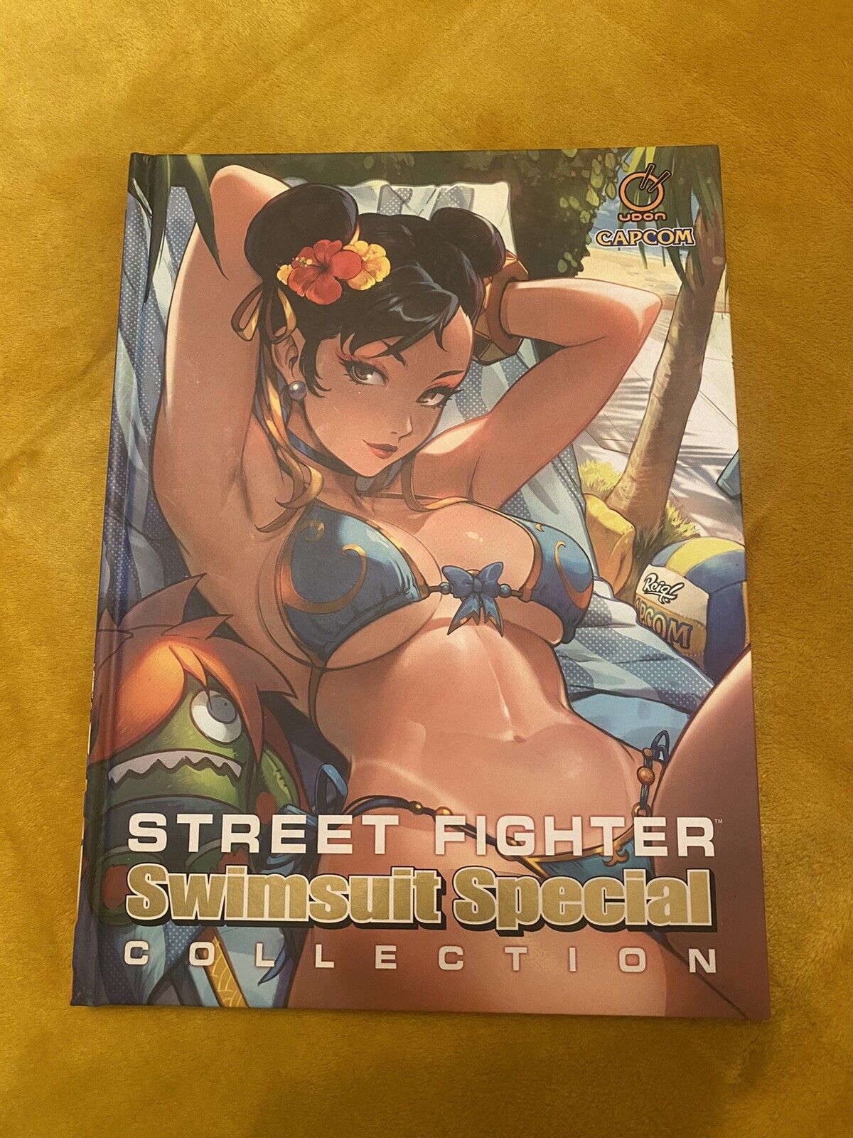 Street Fighter Swimsuit Special Volume 1 Hardcover - Gold Foil Exclusive Artbook