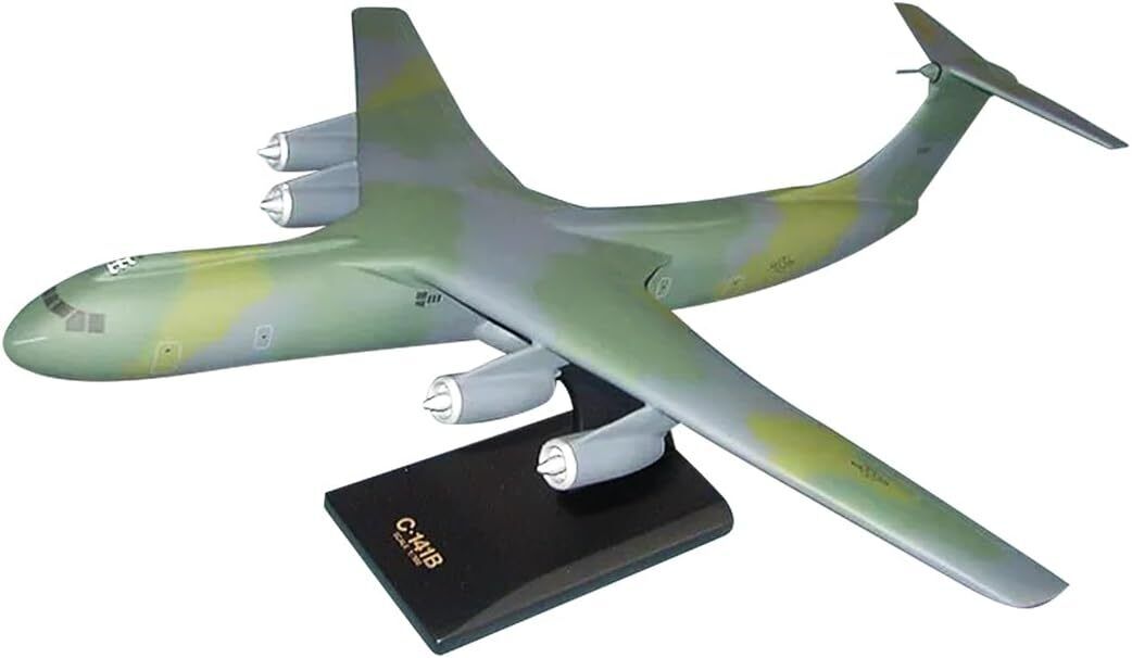 USAF Lockheed C-141B Starlifter Euro Desk Top Display Model 1/100 SC Airplane