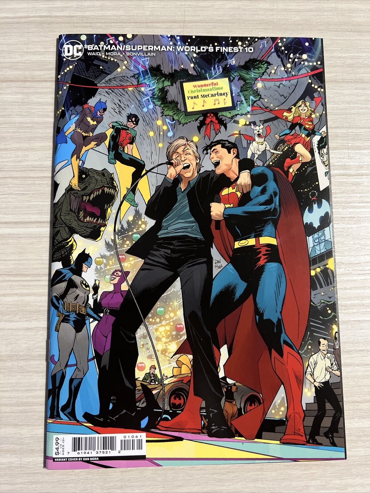 Batman Superman World\'s Finest #10 Dan Mora Paul Mccartney Variant DC 2023