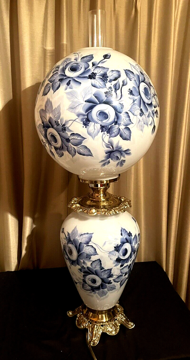 Gorgeous Large L.G. Wright Hand Painted GWTW Lamp