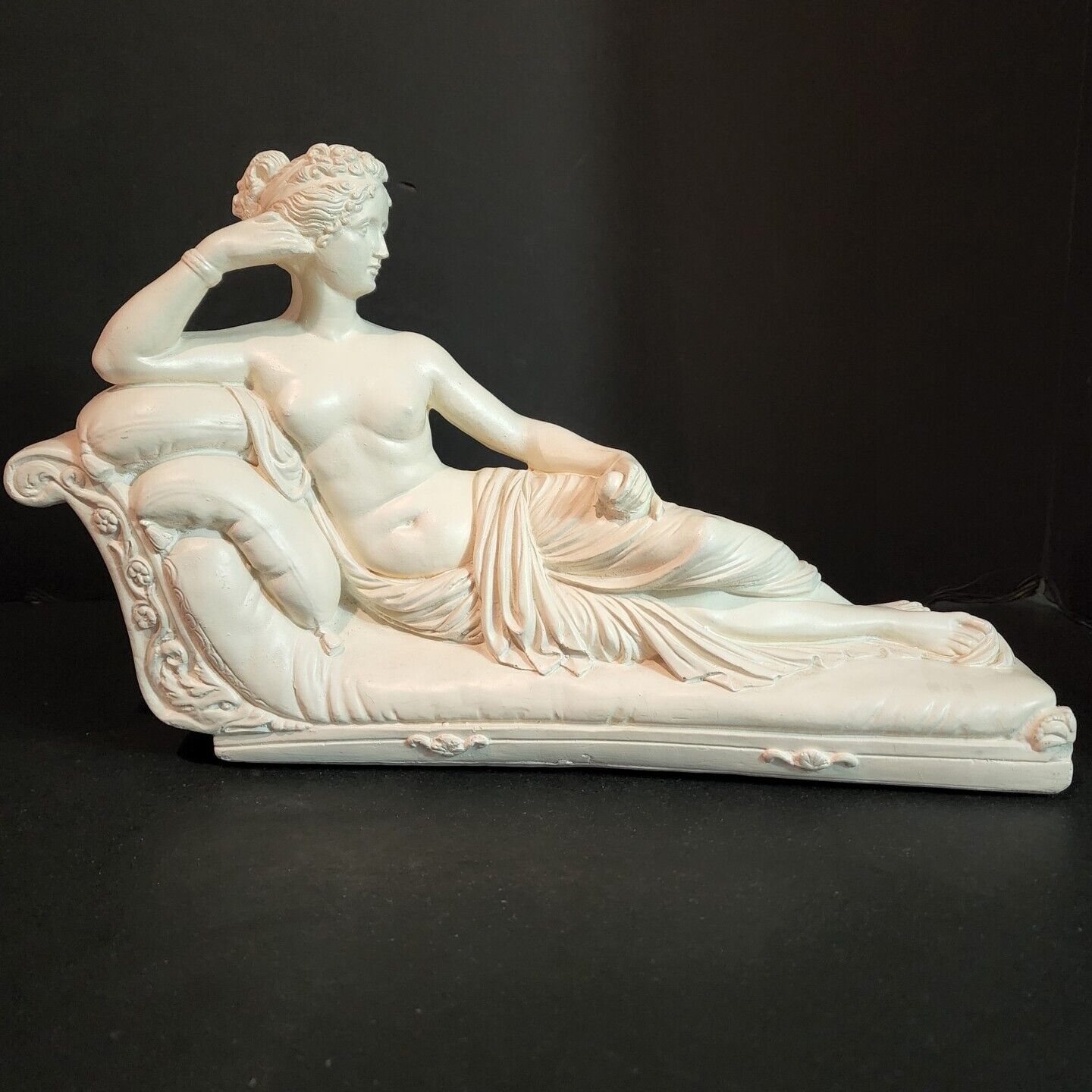Elegant Vtg Venus Italian Chalkware Plaster Goddess Sculpture Figurine Art