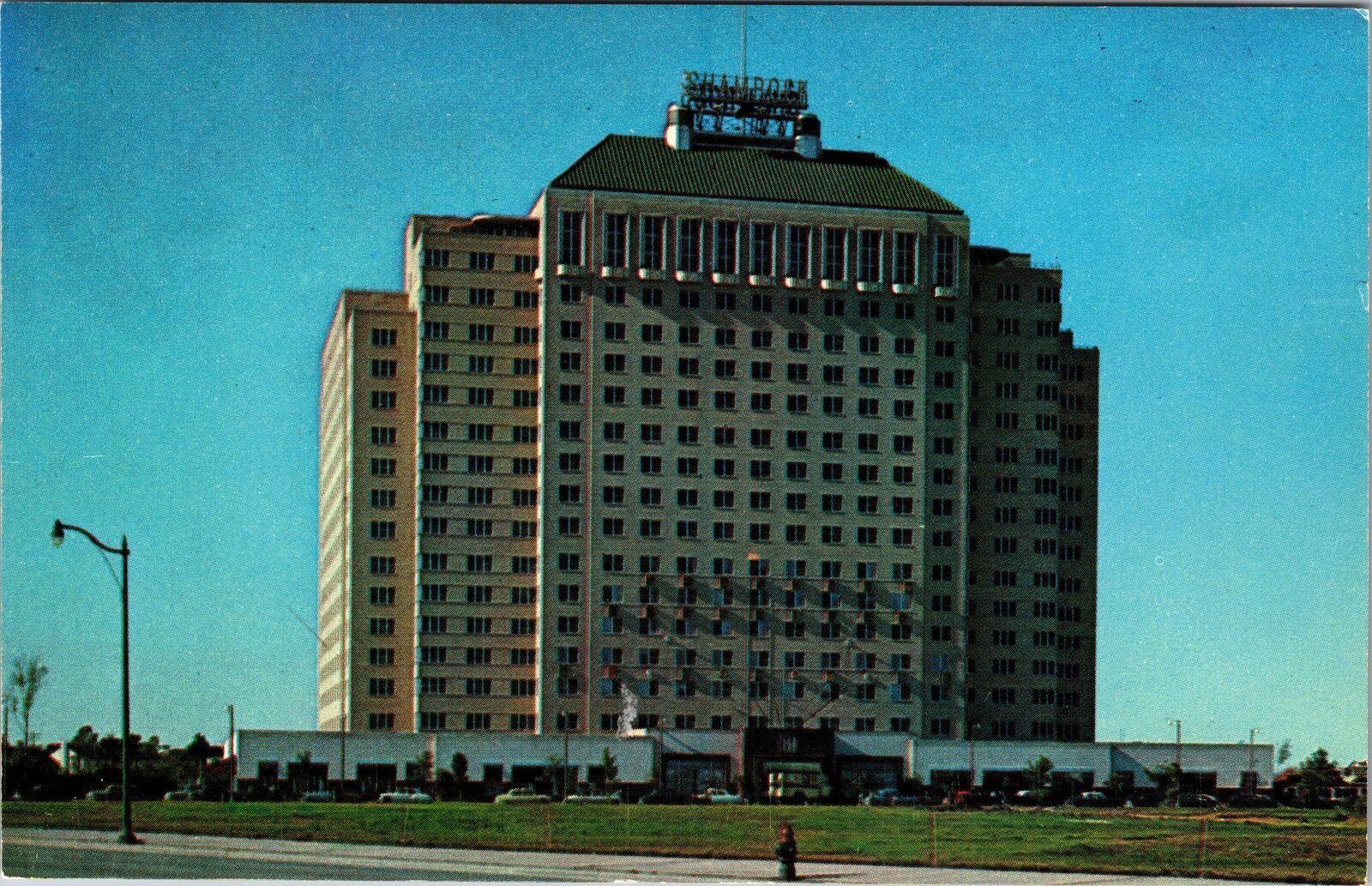 Houston TX-Texas, Shamrock Hilton Hotel, Outside, Vintage Postcard