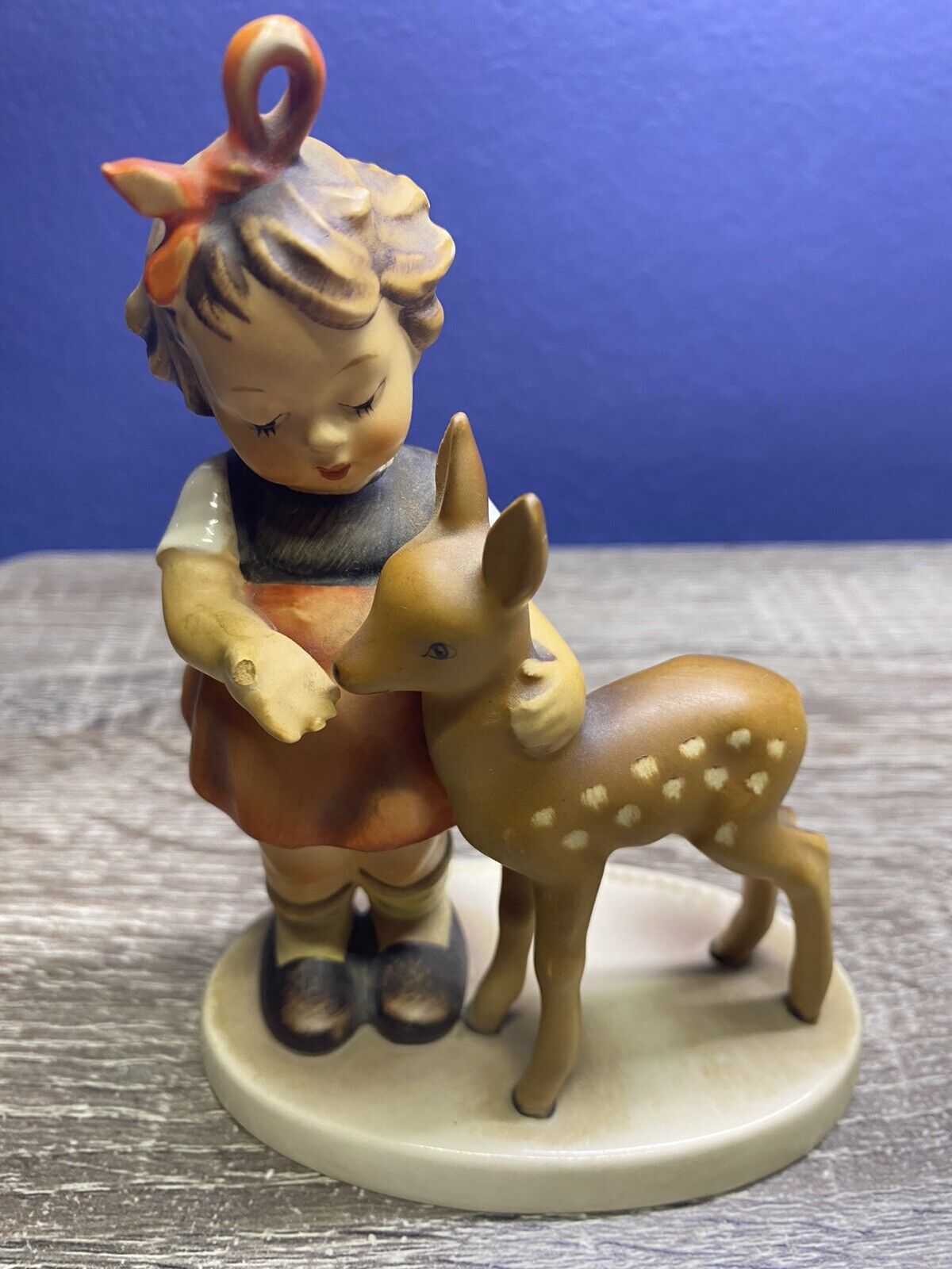 Hummel Goebel Friends #136/1 Girl Deer Figurine VGC 5”x3.75”x2” 1947