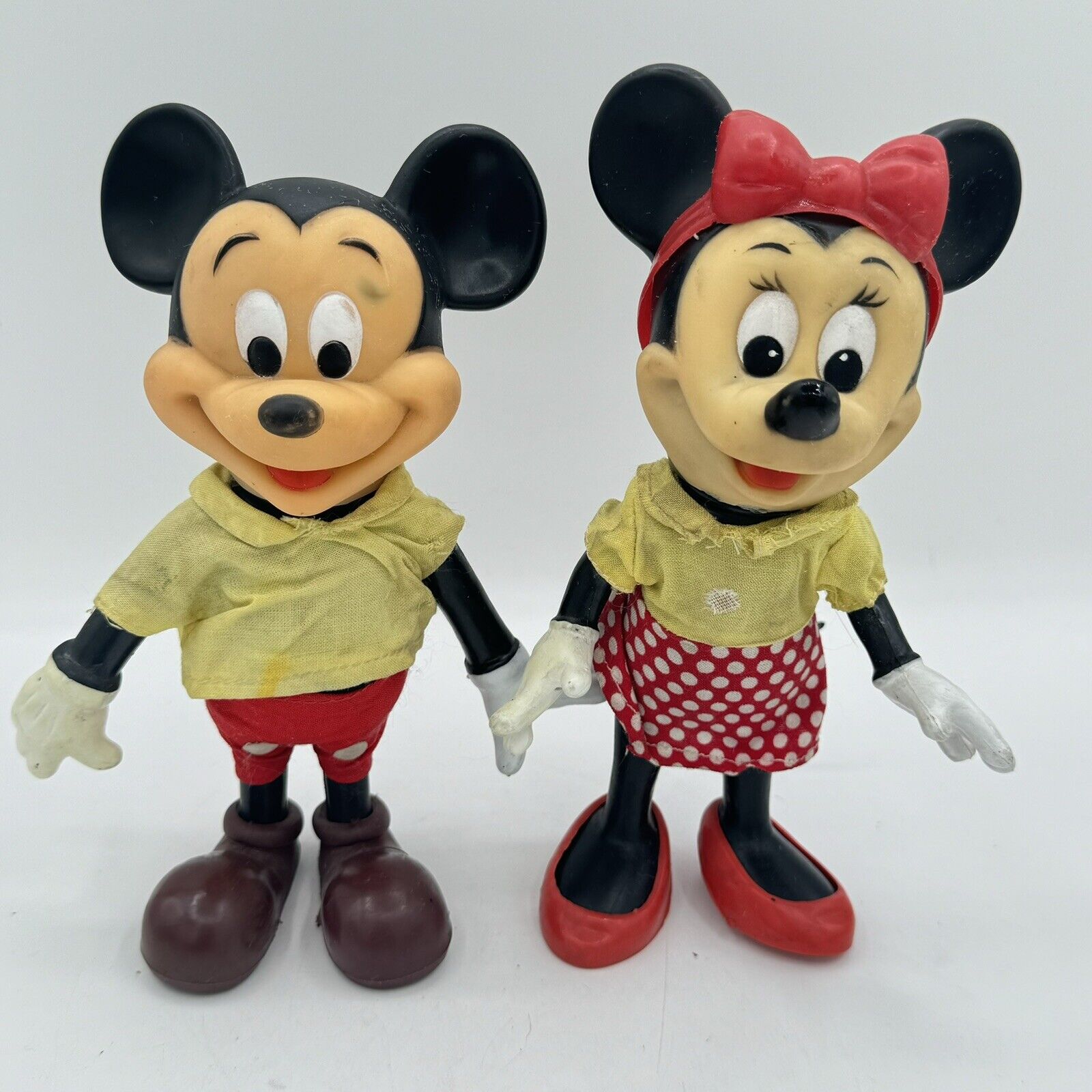 VINTAGE 1960\'s MICKEY MOUSE & MINNIE WALT DISNEY PRODUCTIONS RUBBER 8\