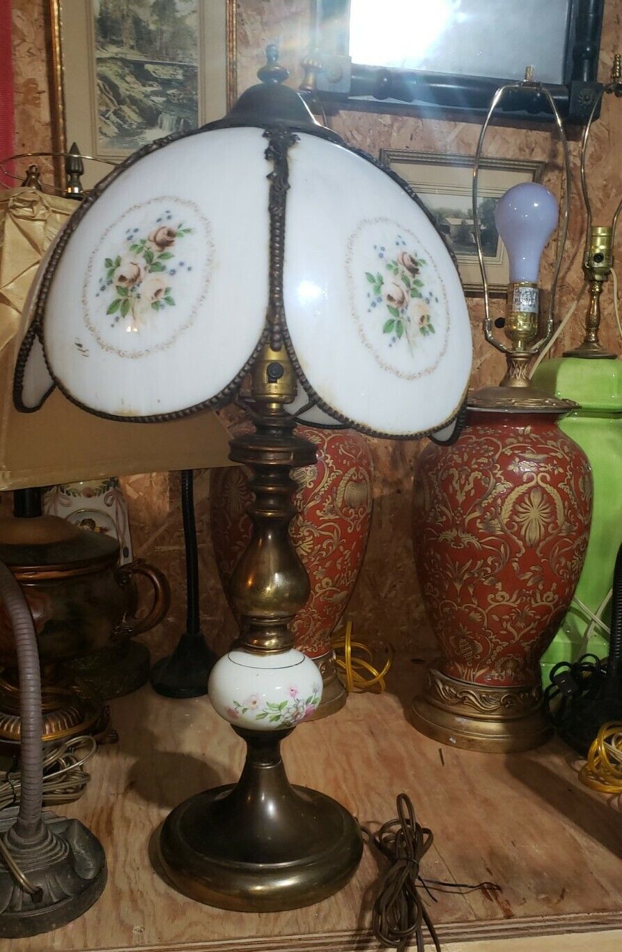 Antique 4 panel Leaded Milk Glass Table Lamp