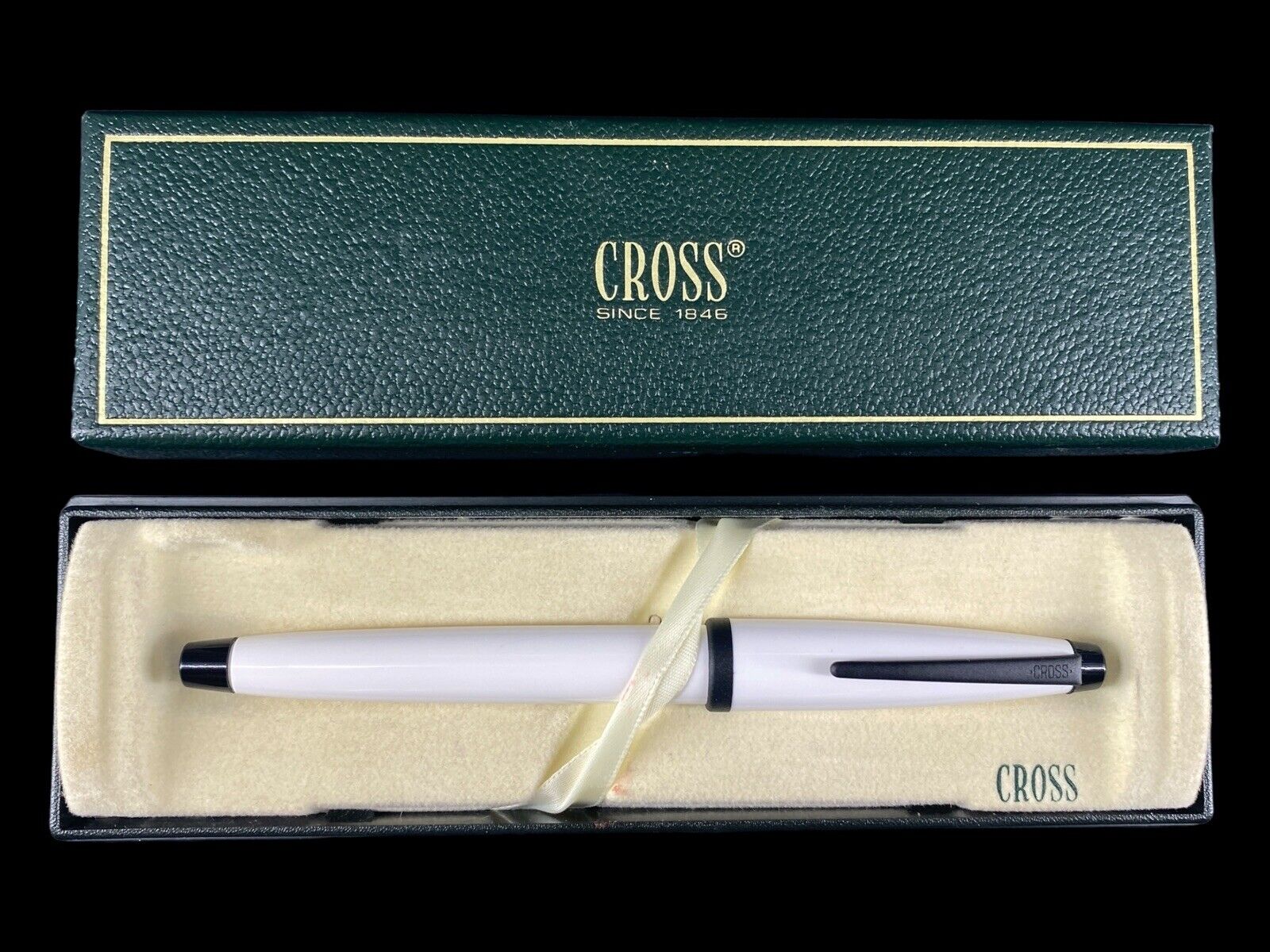 Vintage Cross Solo White Fountain Pen Black Trim EX/NM