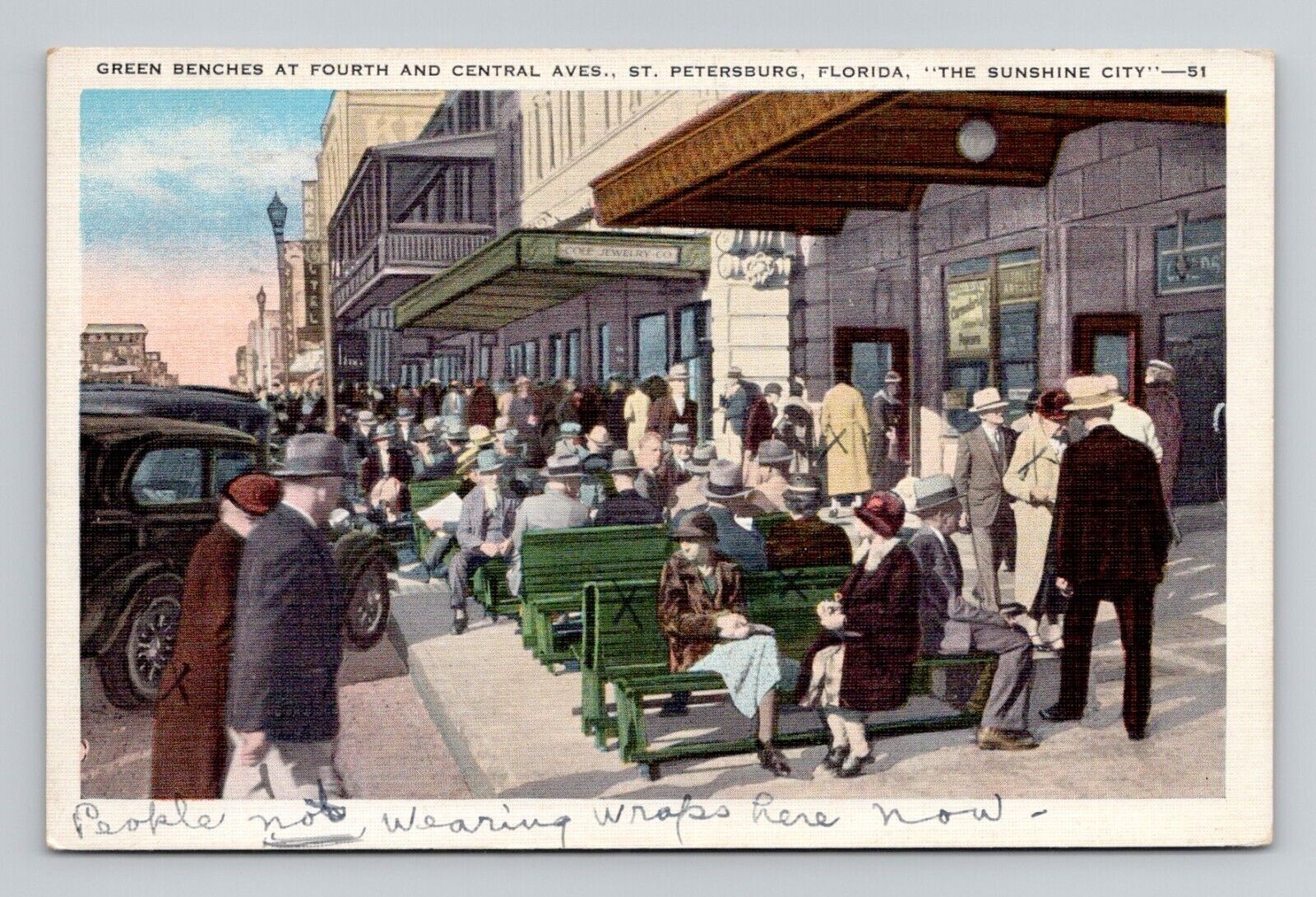 Postcard Crowded Street & Benches in St Petersburg Florida, Vintage Linen A9