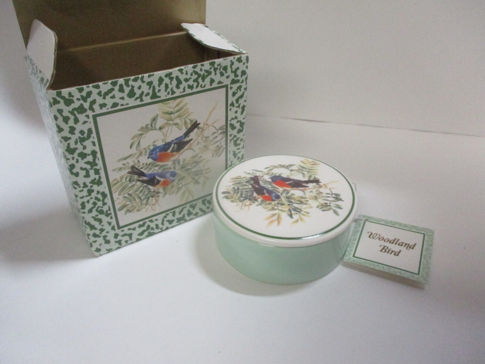 Vintage Russ Berrie Four Seasons Woodland Bird Porcelain Trinket Box #25154