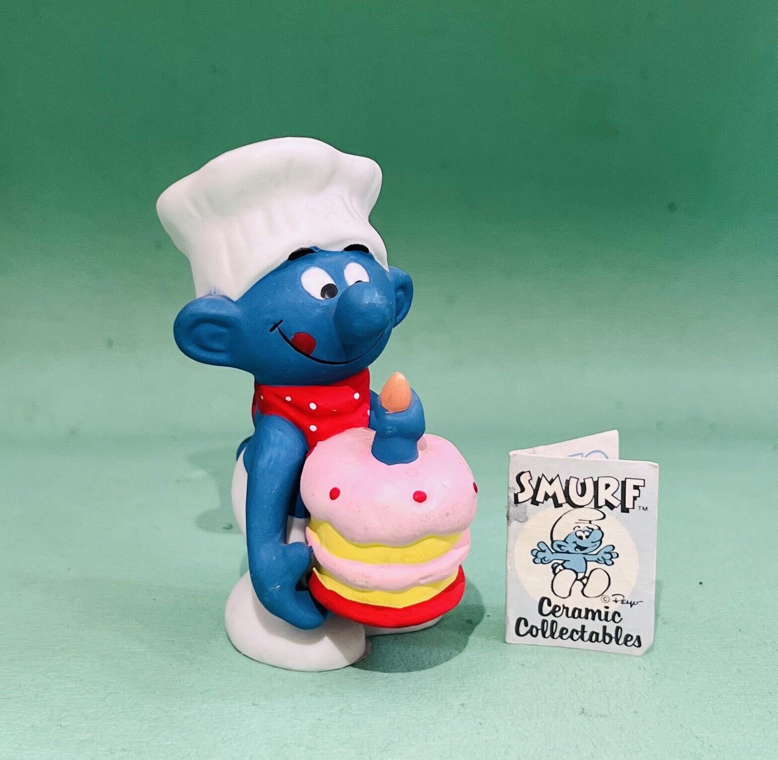 Vintage 1982 Smurf Ceramic Figruine by Wallace Berrie with Tag, Smurf B-Day Cake